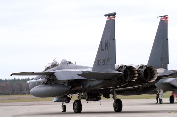 LAKENHEATH, England -- A 494th Fighter Squadron F-15E Strike Eagle ...