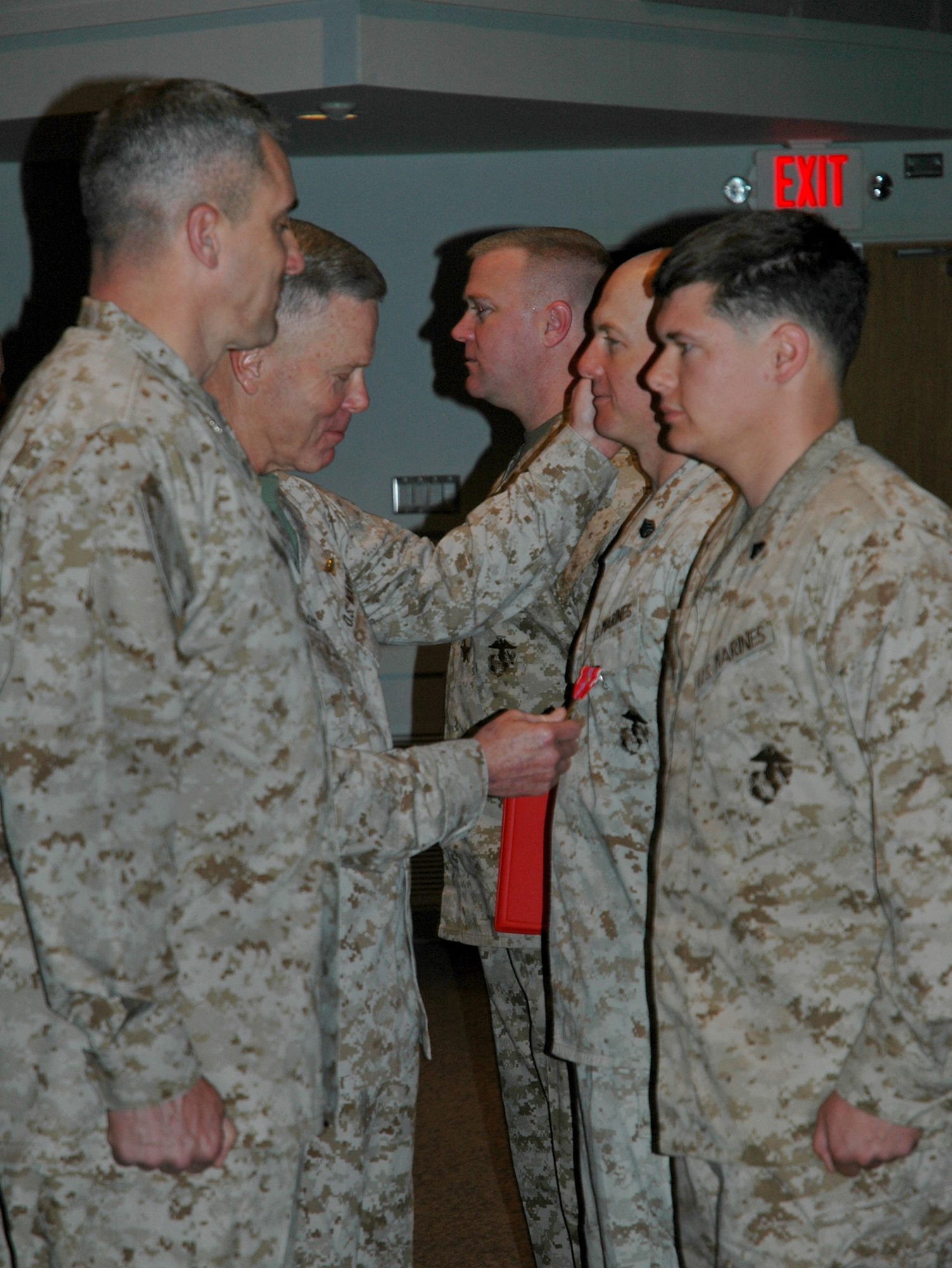 Bronze Star awarded for actions in Iraq > 24th Marine Expeditionary