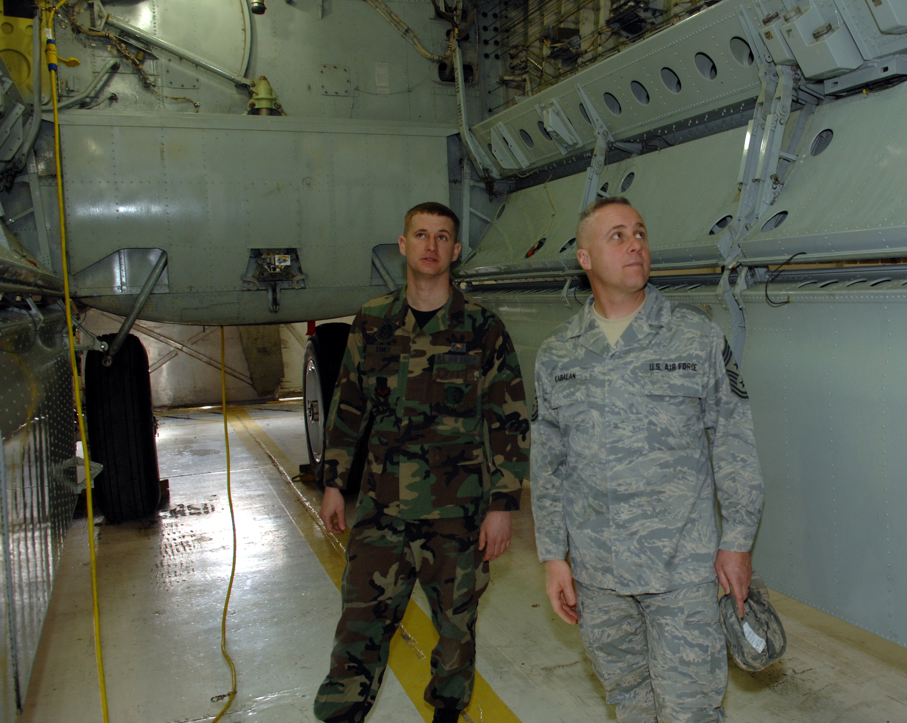 8th AF Command Chief Visits Minot Minot Air Force Base Article Display