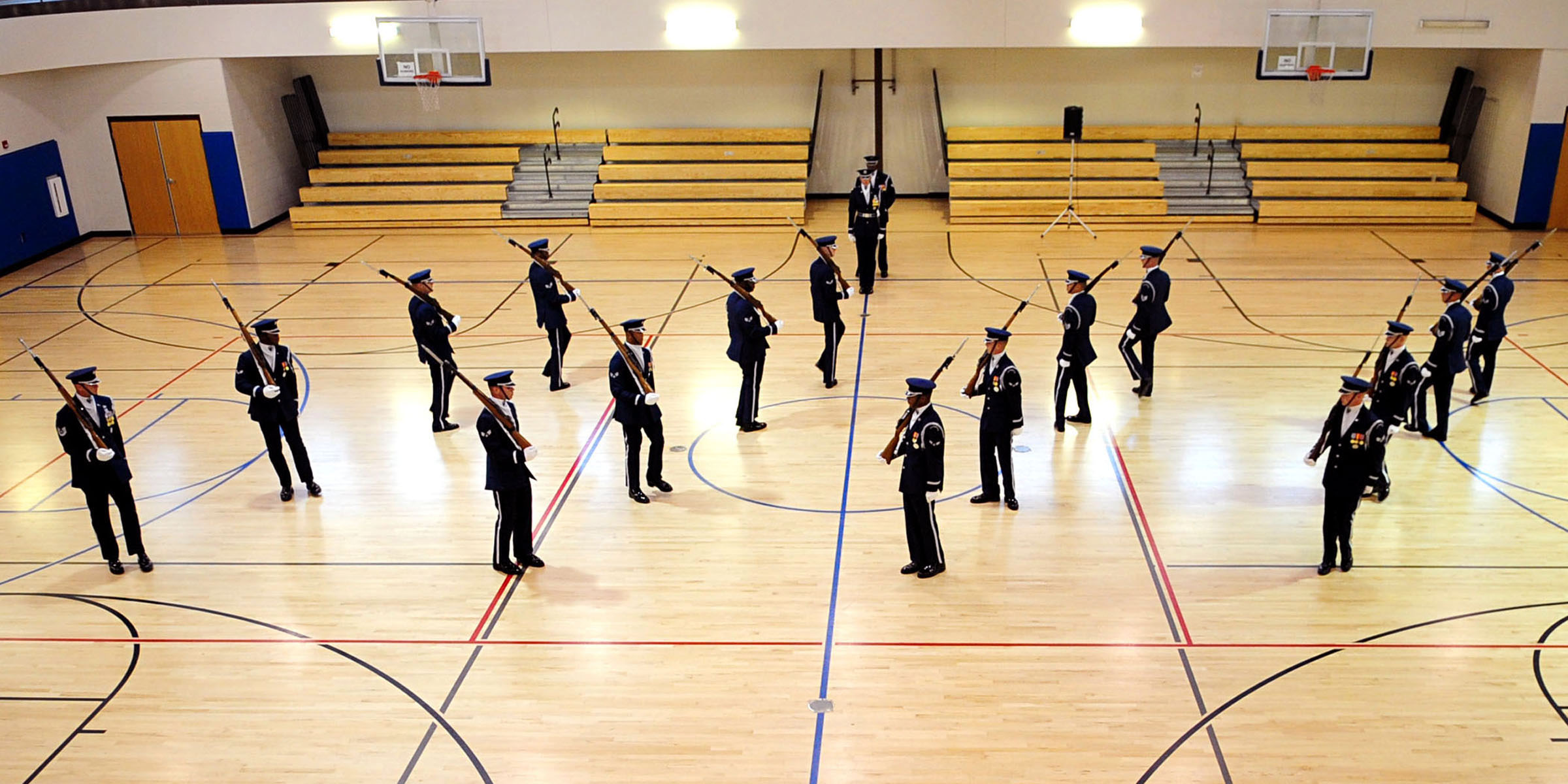 Usaf Honor Guard Drill Team Wows D M Airmen