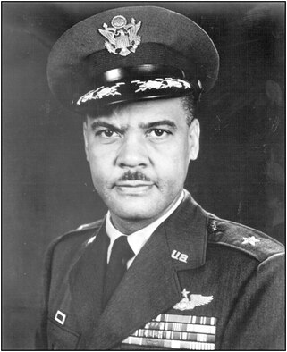 Tuskegee Airman Goes On To Become First Air Force African-American ...