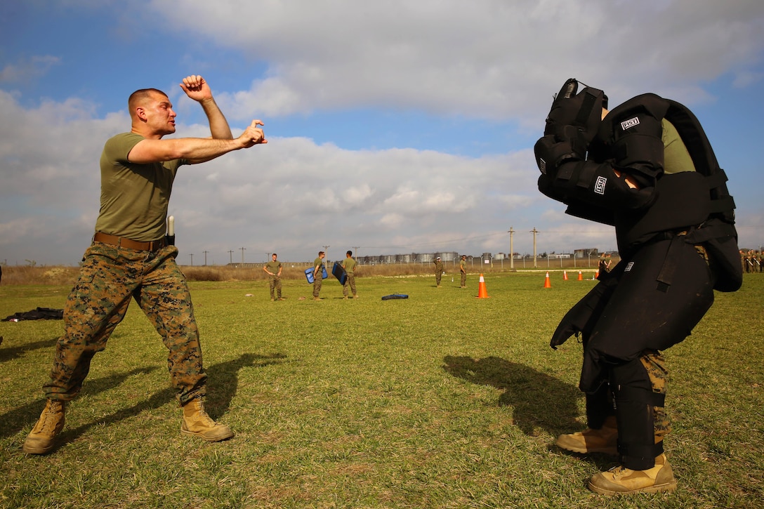 Marines Sailors Train With Non Lethal Capabilities