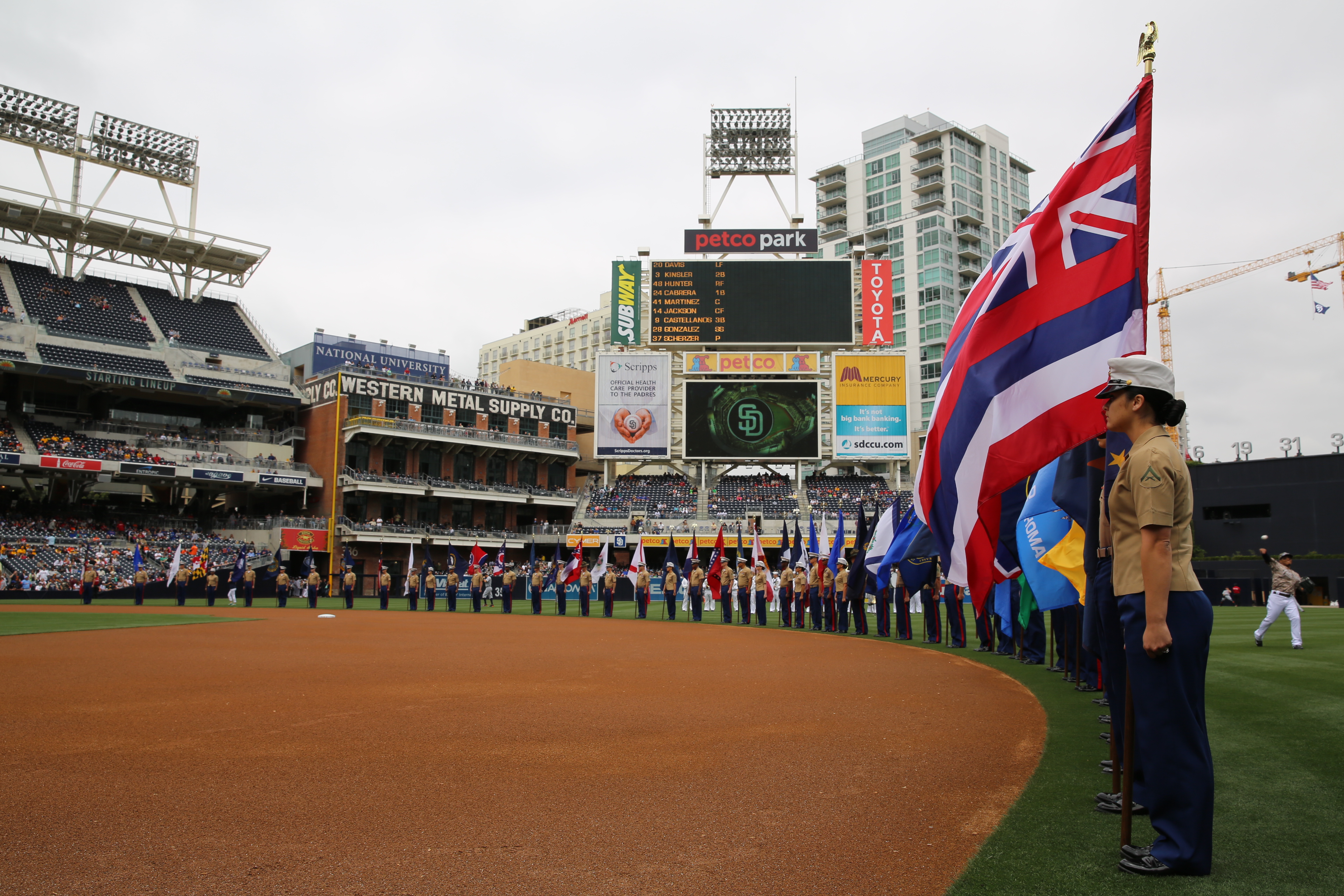Padres honor military in opening ceremony > Marine Corps Recruit Depot