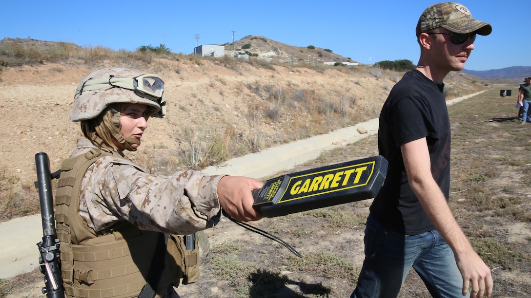 13th MEU Marines Evacuate Embassy During COMPTUEX