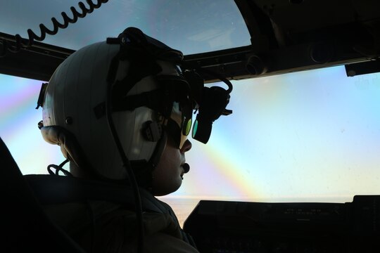 A Marine with Marine Medium Tiltrotor Squadron (VMM) 364 “Purple Foxes” checks the rear of an MV-22B Osprey during division confined area landings at Holtville Airfield, Calif., May 20. Members of the squadron conducted the training to familiarize both pilots and crew chiefs with landing in a small area near other aircraft. (U.S. Marine Corps photo by Pfc. Liah Kitchen/Released)