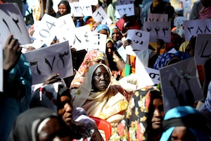 Citizen Hearings are being held throughout Blue Nile State over a three-week period as the Popular Consultation process gets underway. The hearings are being held in 116 locations in the six localities of the state and allow the citizens of the Blue Nile to explain whether the Comprehensive Peace Agreement has met their expectations. 