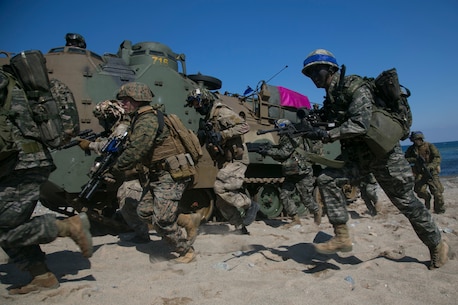 U.S. Marines, New Zealand Soldiers, Republic of Korea  Marines and Australian Soldiers conduct an amphibious assault rehearsal, on Doksukri Beach, Republic of Korea, during exercise Ssang Yong 16, March 11, 2016. Ssang Yong  is a biennial military exercise focused on strengthening the amphibious landing capabilities of the ROK, the U.S., New Zealand and Australia. (U.S. Marine Corps photo by Allison Lotz/Released)