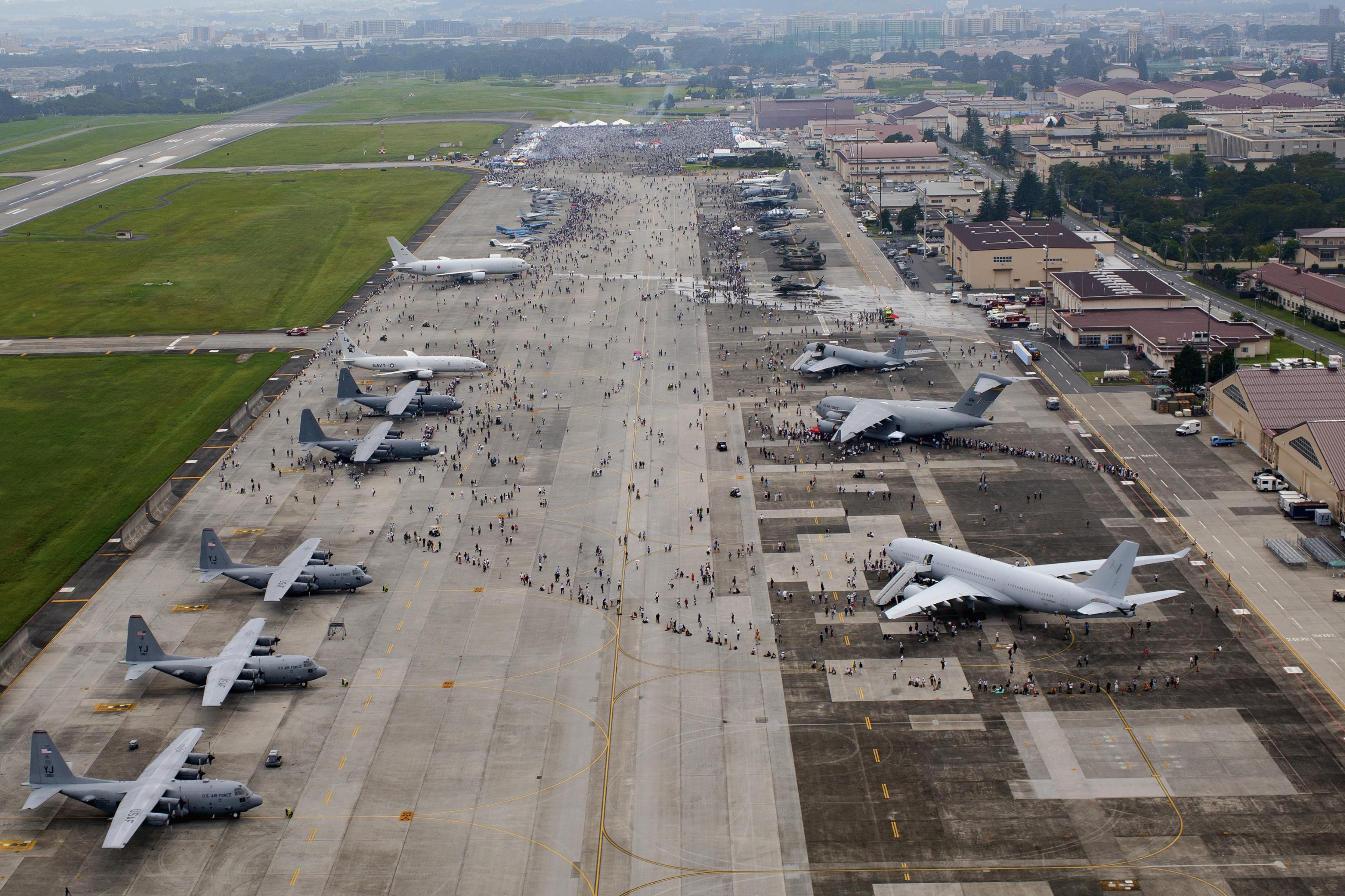 Yokota displays airlift capabilities > Kadena Air Base > Article Display