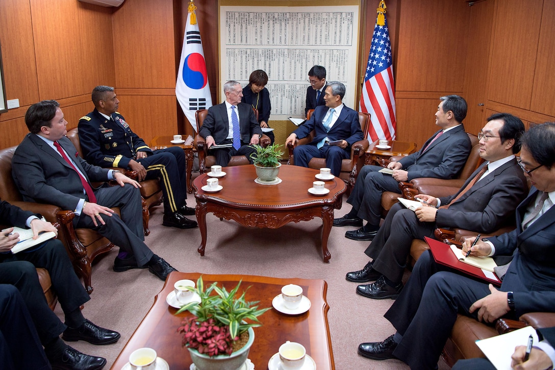 Defense Secretary Jim Mattis, center left, meets South Korea National Security Advisor Kim Kwan-jin.