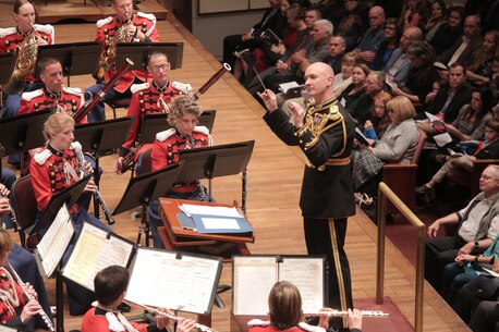 On Nov. 10, 2017, the U.S. Marine Band and the National Symphony Orchestra presented a concert titled “Notes of Honor.” The joint concert, held at the Kennedy Center Concert Hall in Washington, D.C., was conducted by Gianandrea Noseda and Col. Jason K. Fettig. (U.S. Marine Corps photo by Master Sgt. Amanda Simmons/released)