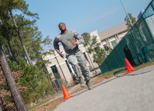 U.S. Air Force Senior Airman Jeremy Ashley, 20th Security Forces Squadron installation patrolman, sprints across the finish line at Shaw Air Force Base, S.C., Feb. 6, 2019.