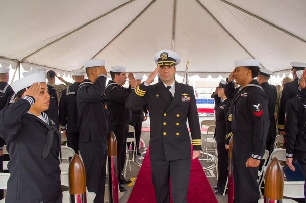 Uss Fort Worth Lcs Conducts Change Of Command United States Navy