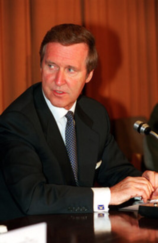 Secretary of Defense William S. Cohen makes a statement at a joint press conference following the signing of the Joint Statement on Defense Environmental Cooperation with Minister of Defense Edmundo Perez Yoma of the Republic of Chile in Santiago, Chile on Nov. 16, 1999. Cohen is in Santiago to meet with defense officials and discuss issues of interest to both nations. 