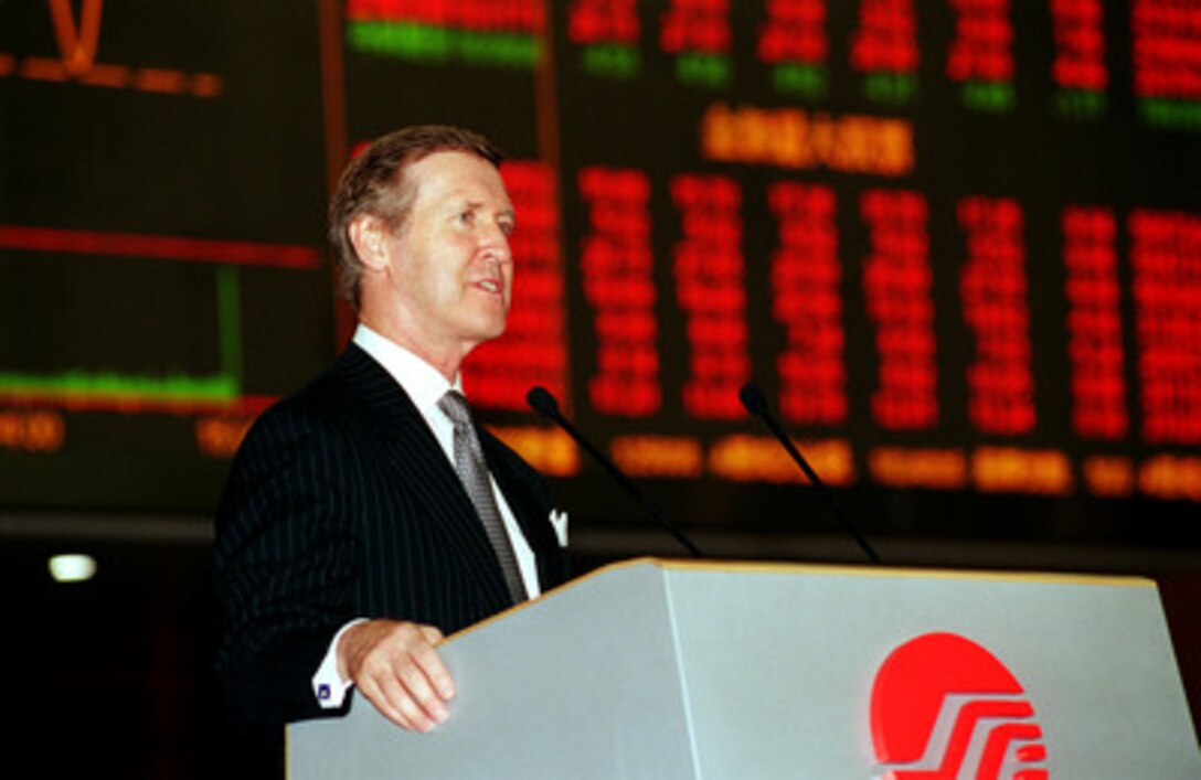 Secretary of Defense William S. Cohen speaks at the Shanghai Stock Exchange in Shanghai, China, on July 14, 2000. Cohen is visiting Shanghai to meet with government and civic leaders during a seven day trip to the Western Pacific. 
