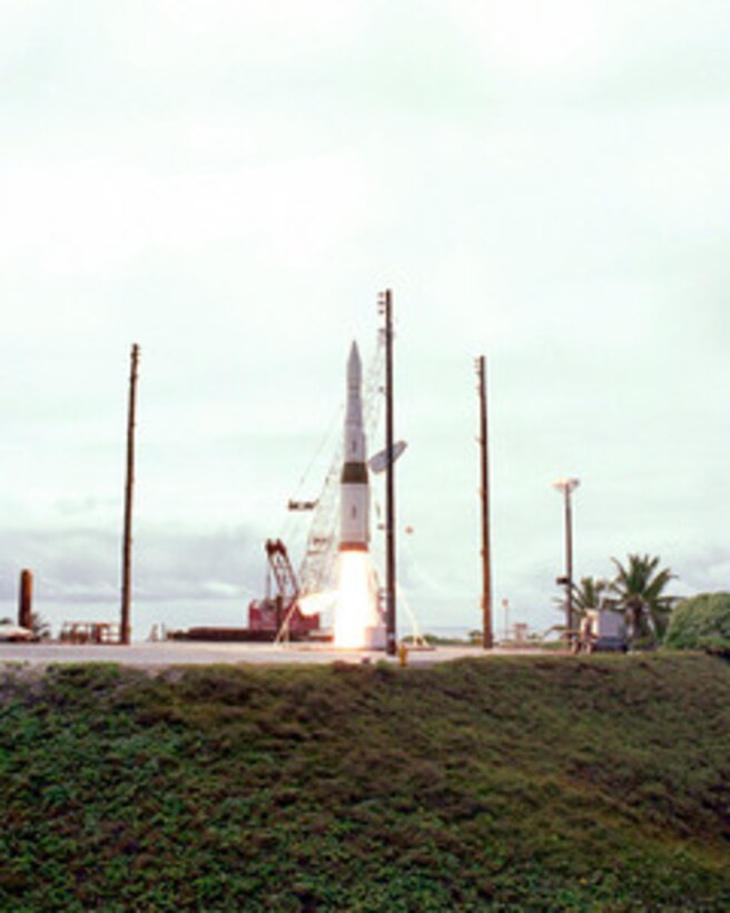 A payload launch vehicle carrying a prototype interceptor is launched from Meck Island in the Kwajalein Missile Range on Jan. 18, 2000, for a planned intercept of a ballistic missile target over the central Pacific Ocean. The target vehicle, a modified Minuteman intercontinental ballistic missile, was launched from Vandenberg Air Force Base, Calif., at 6:19 p.m., PST, and the vehicle carrying the prototype interceptor was launched about 20 minutes later. The intercept was not achieved. The test was performed by the Ballistic Missile Defense Organization's National Missile Defense Joint Program Office. Defense and industry program officials will conduct an extensive review of the test results to determine the reason for not achieving an intercept. 