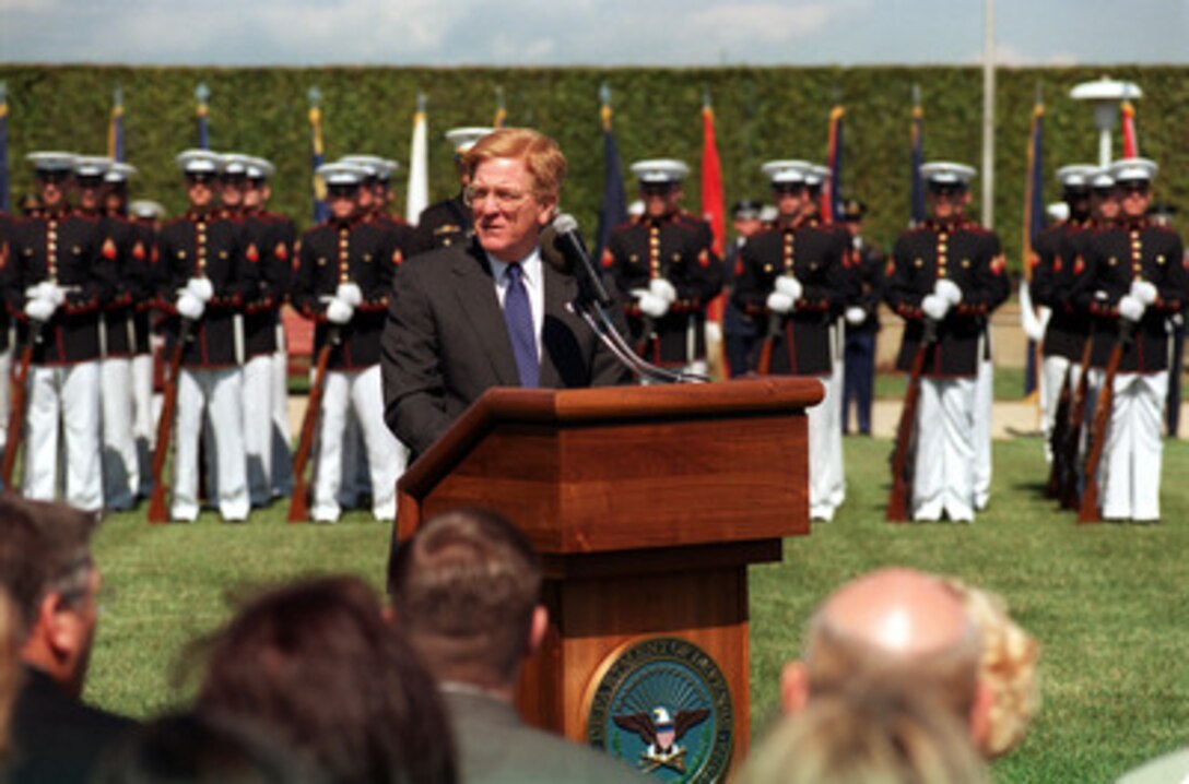 Deputy Secretary of Defense Rudy de Leon addresses the audience at the National POW/MIA Recognition Day ceremonies held at the Pentagon, on Sept. 15, 2000. De Leon was the host for the event which included a full honors military ceremony, an address by former Vietnam War prisoner Lt. Col. Richard E. Smith, Jr. and a fly-over by a joint services formation of jet fighter aircraft and U.S. Army attack helicopters. 