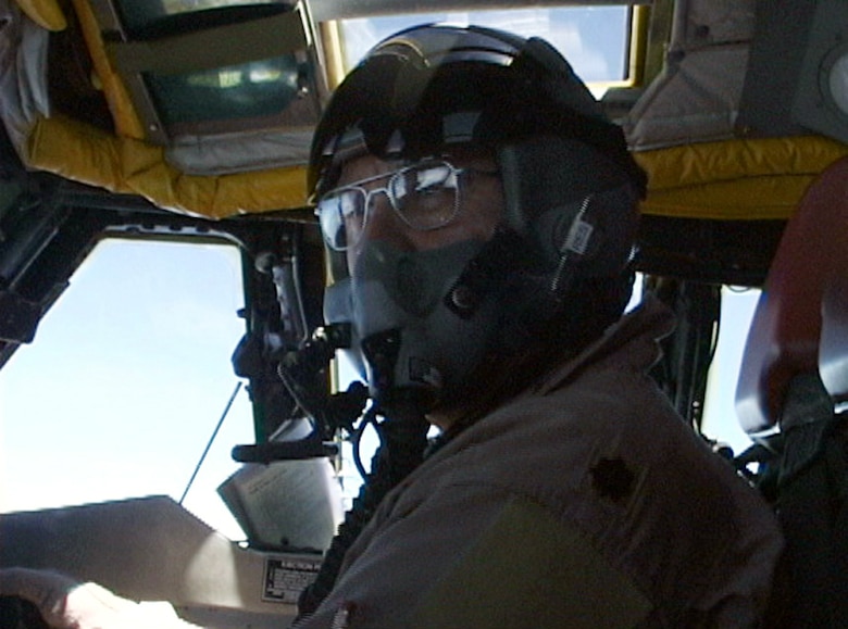 B-52 pilot still flying high after 33 years > U.S. Air Force > Article
