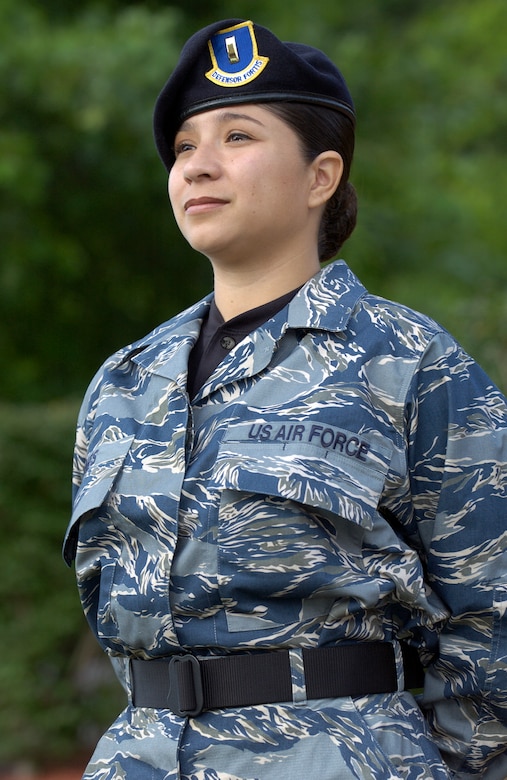 air force female uniform 2020