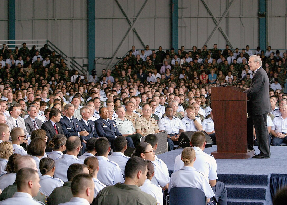 LACKLAND AIR FORCE BASE, Texas -- Secretary of Defense Donald Rumsfeld addresses the crowd during a town hall meeting here Aug. 25.  He spoke to about 3,500 servicemembers from installations in the San Antonio area.  (U.S. Air Force photo by Robbin Cresswell)