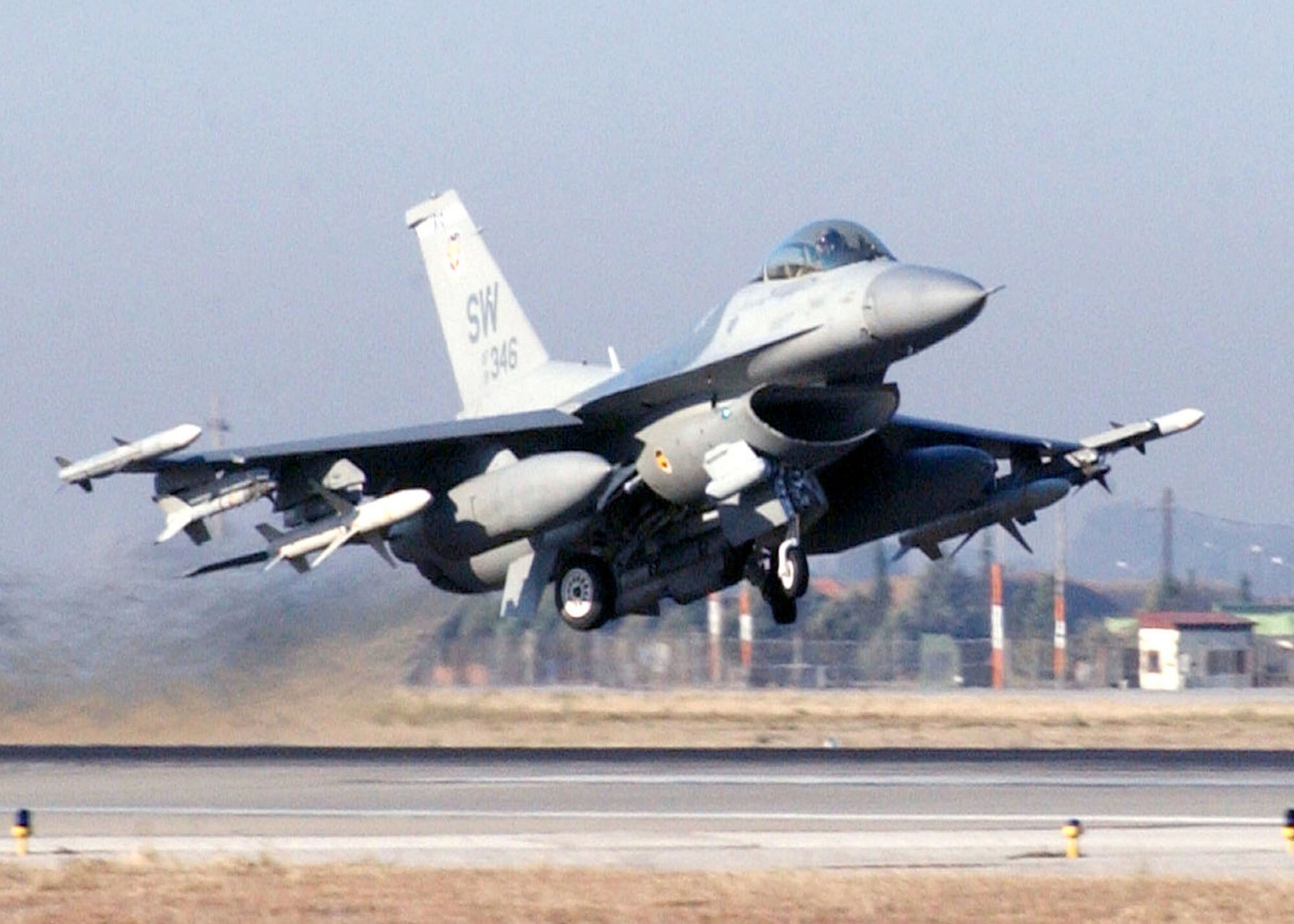 INCIRLIK AIR BASE, Turkey -- An F-16 C/J Fighting Falcon flown by a pilot from Shaw Air Force Base, S.C., takes off during an Operation Northern Watch mission here.  More than 50 United Kingdom and U.S. aircraft are assigned to Operation Northern Watch enforcing the no-fly zone over northern Iraq. (U.S. Air Force photo by Staff Sgt. Jason Gamble)
