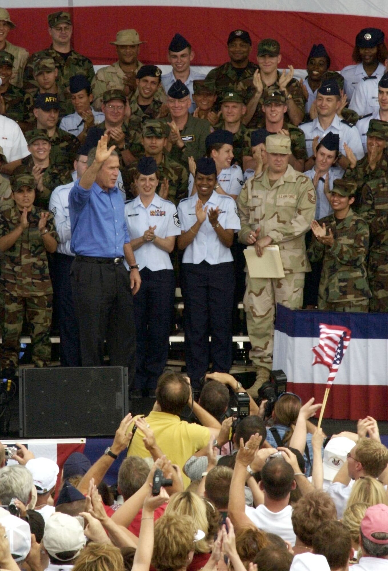 WRIGHT-PATTERSON AIR FORCE BASE, Ohio -- President George W. Bush greets approximately 20,000 people here July 4.  During his address, Bush said "terrorists are on the run."  (U.S. Air Force photo by Capt. Danielle Burrows)