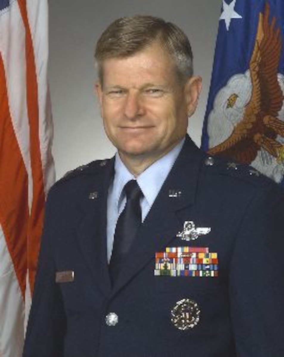 031028-F-JZ509-390.JPG
