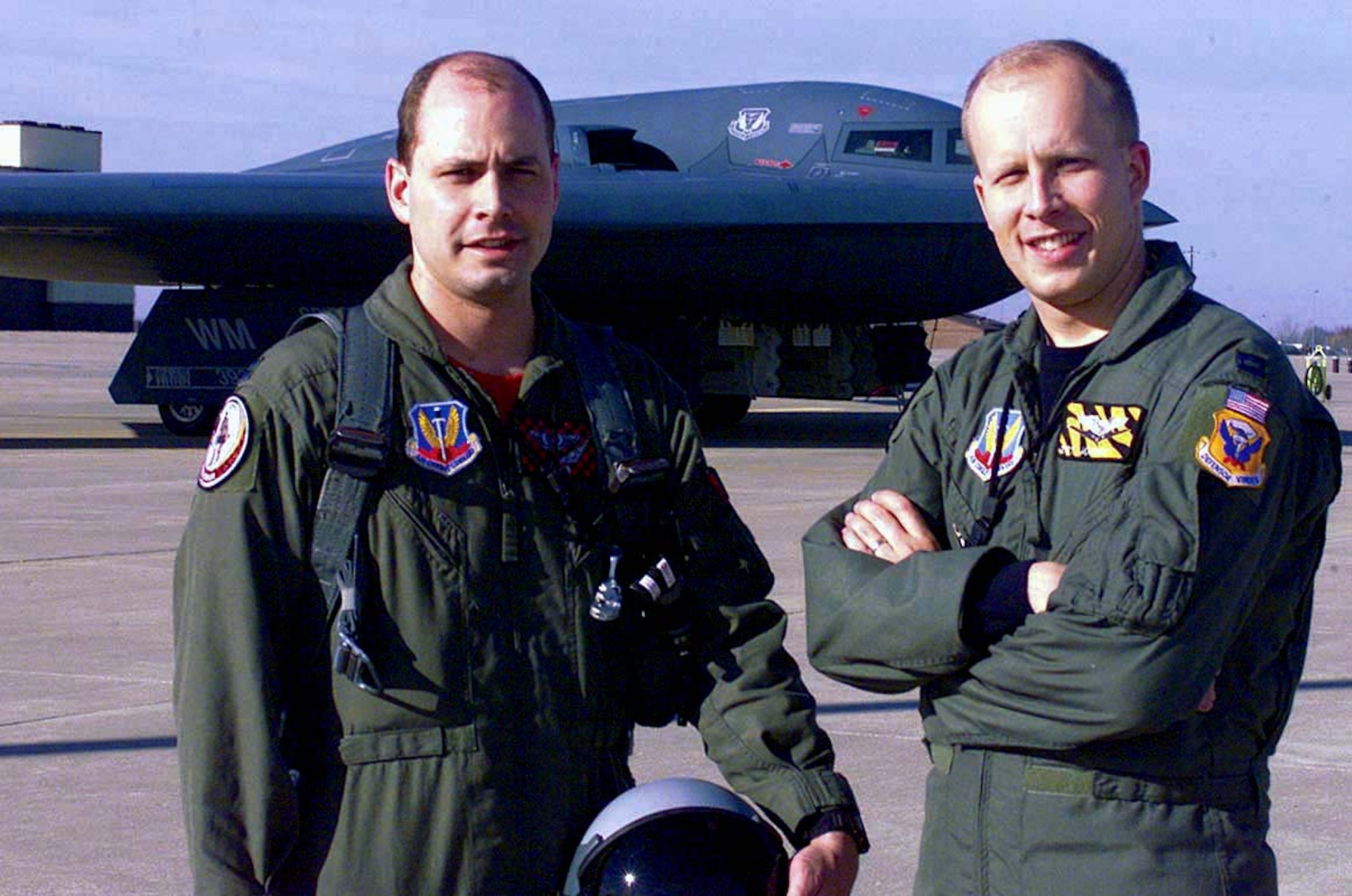 WHITEMAN AIR FORCE BASE, Mo. -- Capts. Brad (left) and Brian Cochran are the first brothers in the Air Force to become certified as B-2 Spirit pilots.  Brad is assigned to the 325th Bomb Squadron here, and Brian is assigned to the 393rd BS here.  (U.S. Air Force photo by Airman 1st Class Joe Lacdan) 