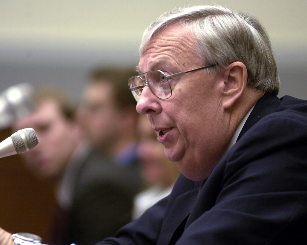 WASHINGTON -- Secretary of the Air Force Dr. James G. Roche told members of the House Armed Services Committee on Feb. 27 that America produces the world's best military aerospace hardware but other nations are pulling ahead. He said the apparent contradiction is the result of a cumbersome acquisition system. (U.S. Air Force photo by Tech. Sgt. Jim Varhegyi)