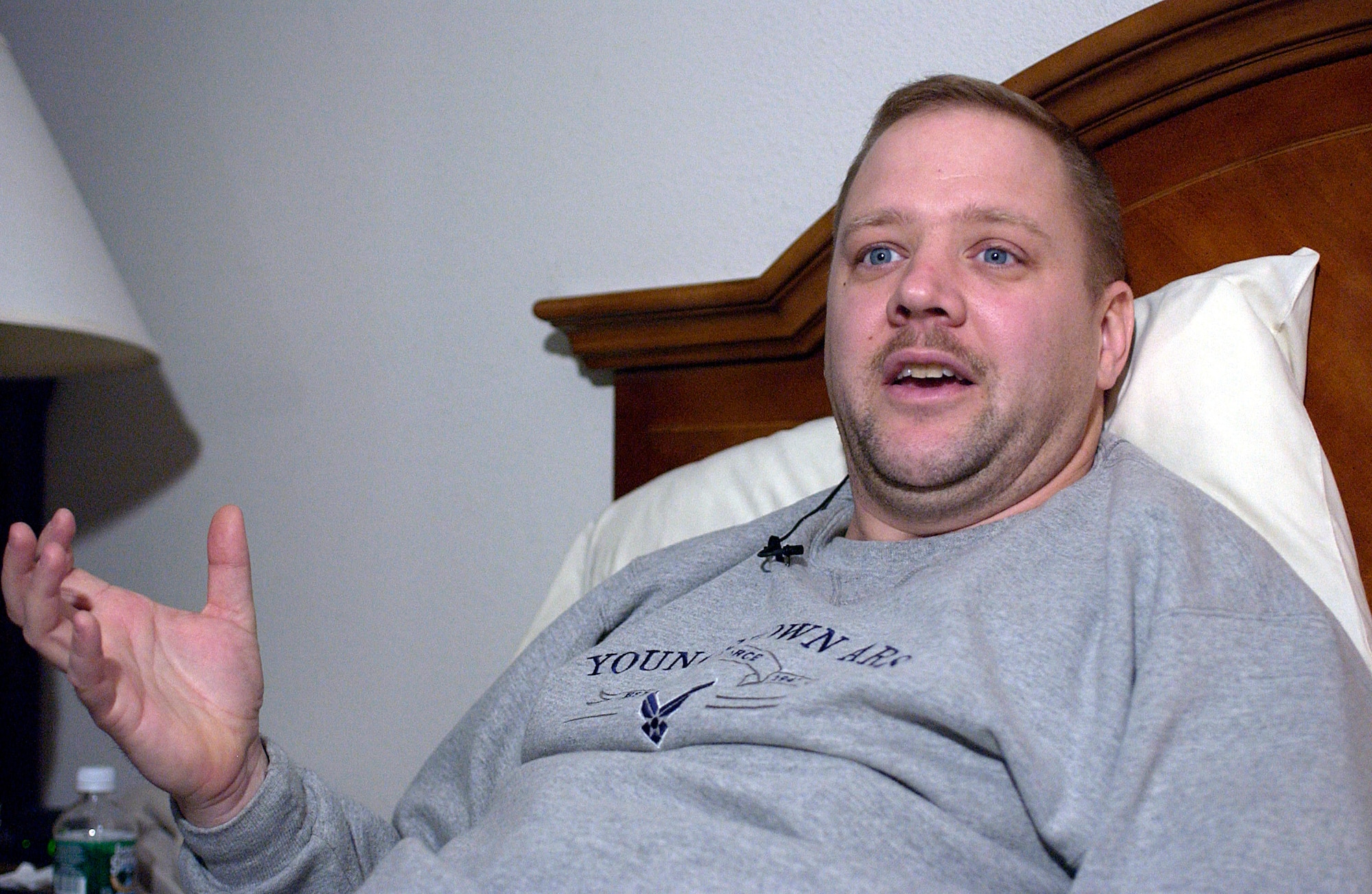 WASHINGTON -- Capt. Brent Davis recovers from a bone marrow donation at Georgetown University Hospital on Dec. 9.  The marrow Captain Davis donated will aid a 17-year-old boy in his recovery from non-Hodgkin's lymphoma, a type of cancer.  Captain Davis is the chief of the 910th Airlift Wing public affairs office at Youngstown Air Reserve Station, Ohio.  (U.S. Air Force photo by Master Sgt. Jim Varhegyi)