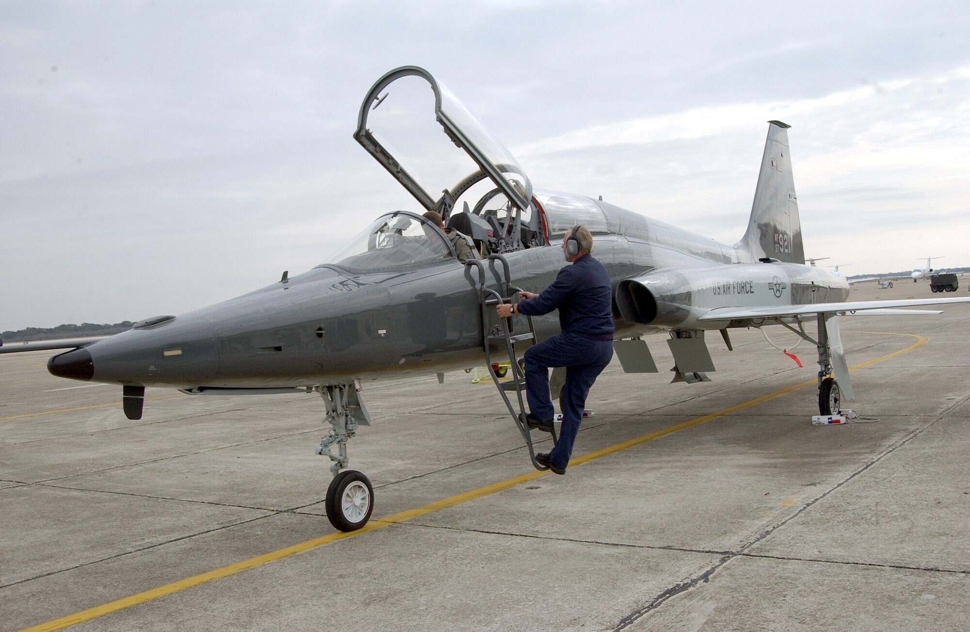 Randolph gets its first T38C > Air Force > Article Display