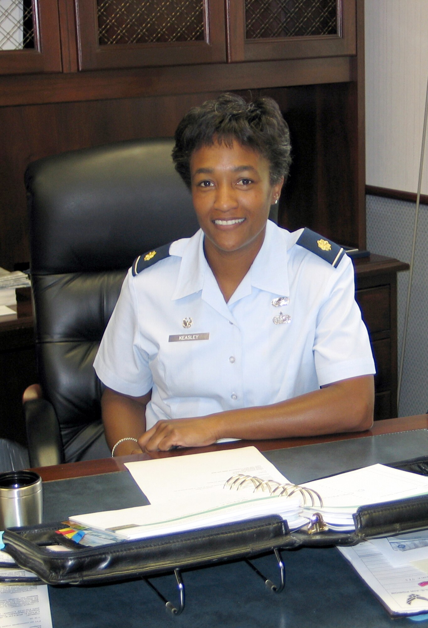 SCOTT AIR FORCE BASE, Ill. -- Maj. Dawn Keasley is the new commander of the 375th Mission Support Squadron here.  Her twin sister, Maj. Shawna O'Brien, took command of the 319th MSS at Grand Forks Air Force Base, N.D., on the same day.  (U.S. Air Force photo by 2nd Lt. Katherine Kebisek)