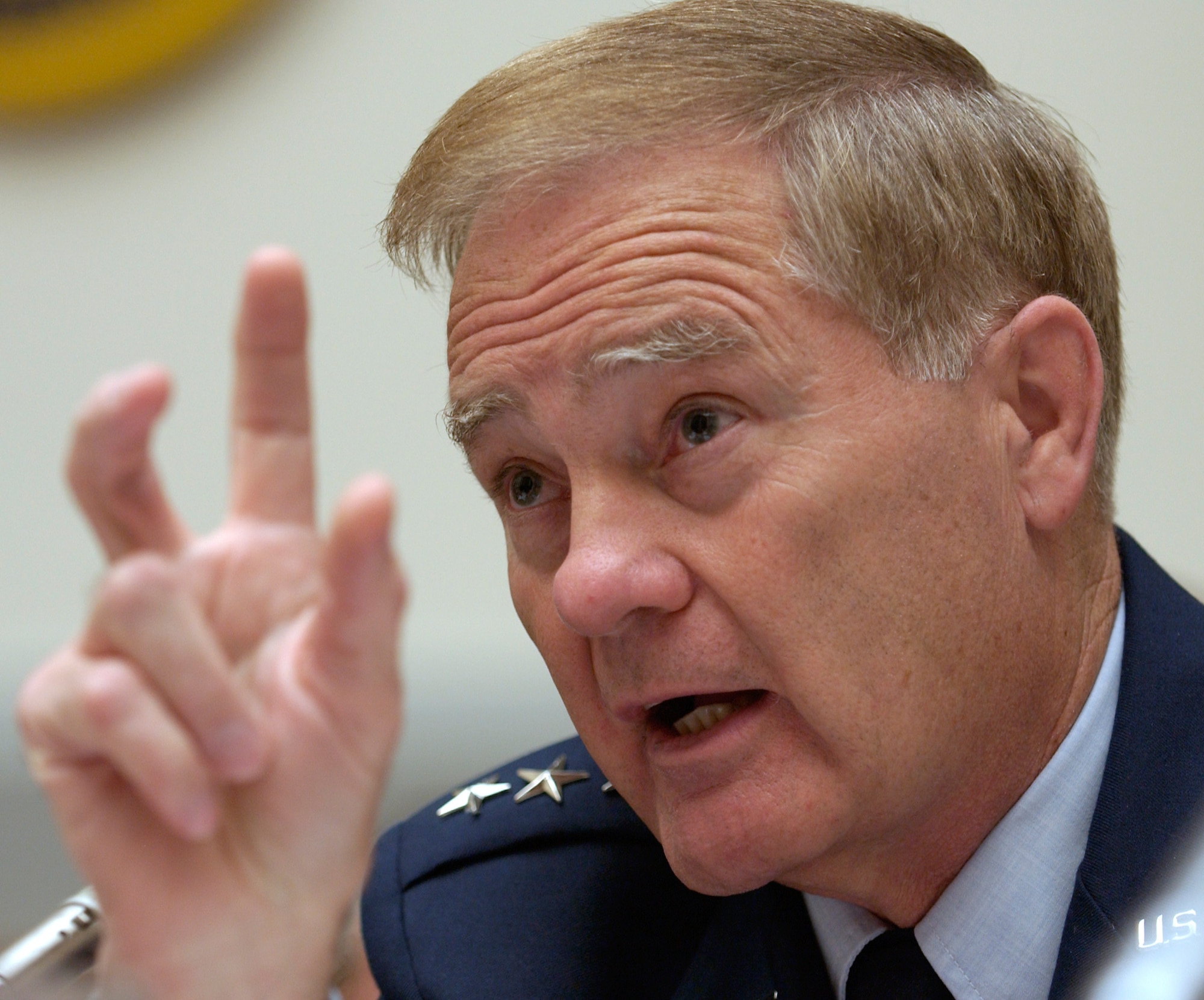 WASHINGTON -- Lt. Gen. Ronald E. Keys answers questions about the state of the F/A-22 and Joint Strike Fighter programs during a hearing of the House Armed Services Committee subcommittee on tactical air and land forces March 25.  He is the deputy chief of staff for air and space operations.  (U.S. Air Force photo by Master Sgt. Jim Varhegyi) 