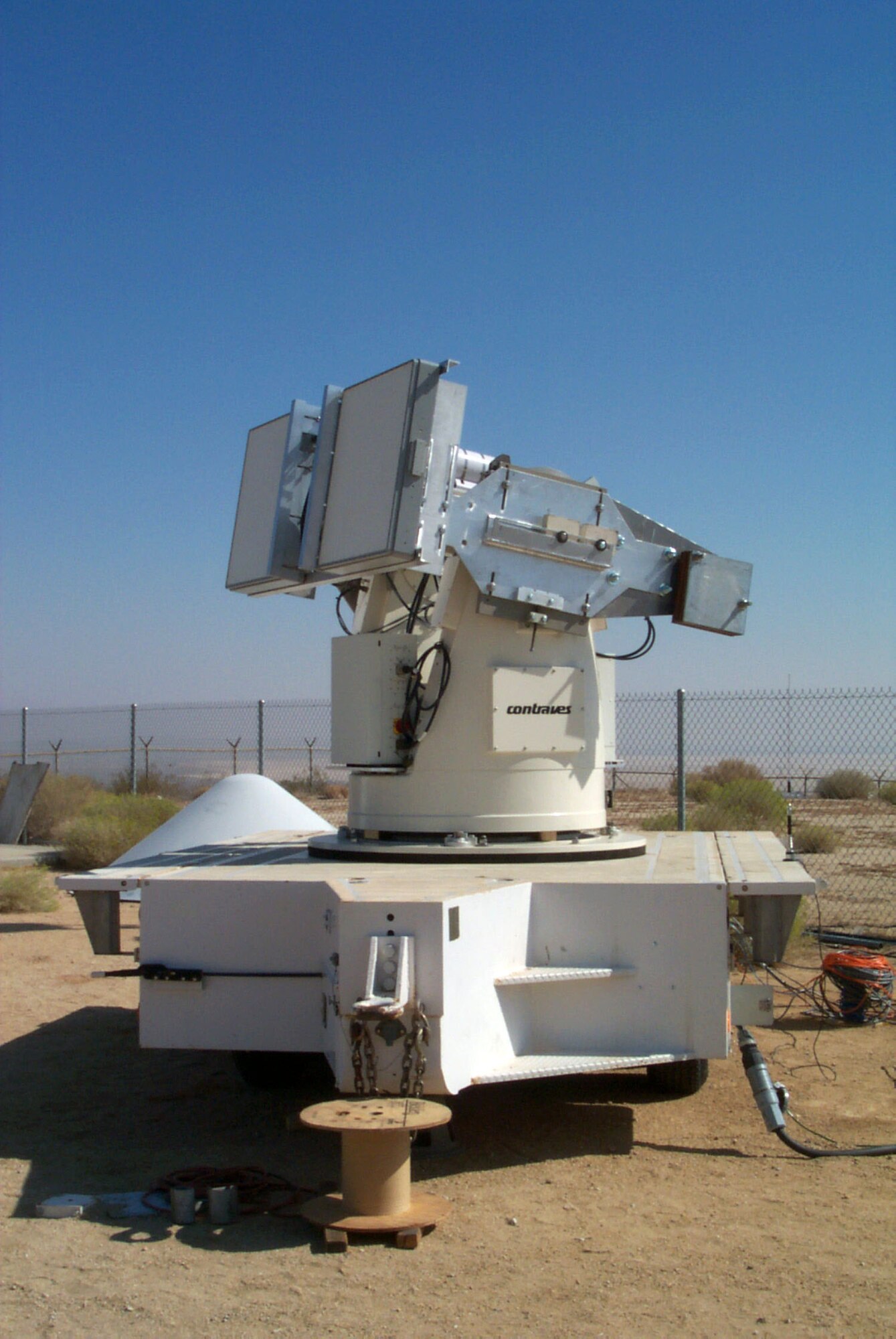 EDWARDS AIR FORCE BASE, Calif. -- The spaceport arrival and departure safety system points skyward for two technology demonstrations during SpaceShipOne flights Sept. 29 and Oct. 4.  The system can track multiple objects at the same time.  (Courtesy photo)