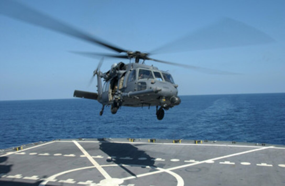 A U.S. Air Force HH-60 Pavehawk comes in for a landing aboard the USNS Rappahannock (TAO 204) operating off the coast of San Diego, Calif., on Sept. 15, 2004. The Air Force's 55th Rescue Squadron is conducting water-based landings as part of water rescue training conducted jointly between the 55th, 79th, and 48th Rescue Squadrons, all part of the Air Force Search and Rescue Operations Squadron, stationed at Davis-Monthan Air Force Base, Ariz. 