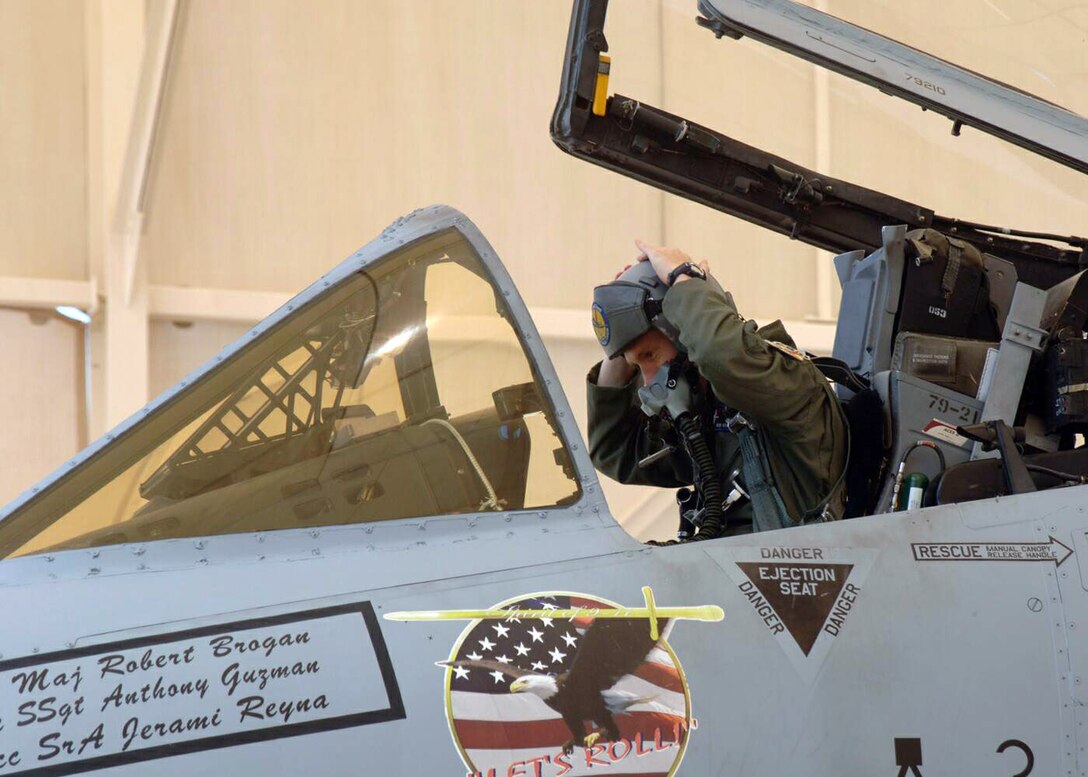 DAVIS-MONTHAN AIR FORCE BASE, Ariz. -- Maj. Rob Brogan prepares for takeoff in an A-10 Thunderbolt II.  He is a West Coast demonstration team pilot assigned to the 355th Operations Group here.  (U.S. Air Force photo by Airman 1st Class Christina D. Ponte) 