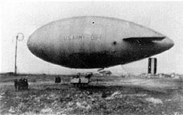 The OB-1 "Pony Blimp" at Scott Field, Ill., in 1922. (U.S. Air Force photo)