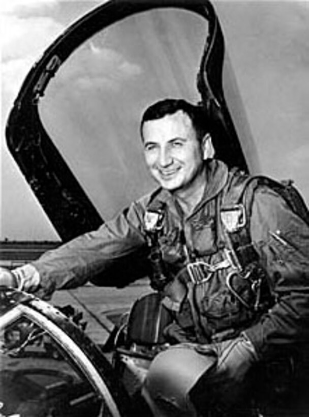 Col. Paul P. Douglas Jr., commander of the 388th TFW. (U.S. Air Force photo)