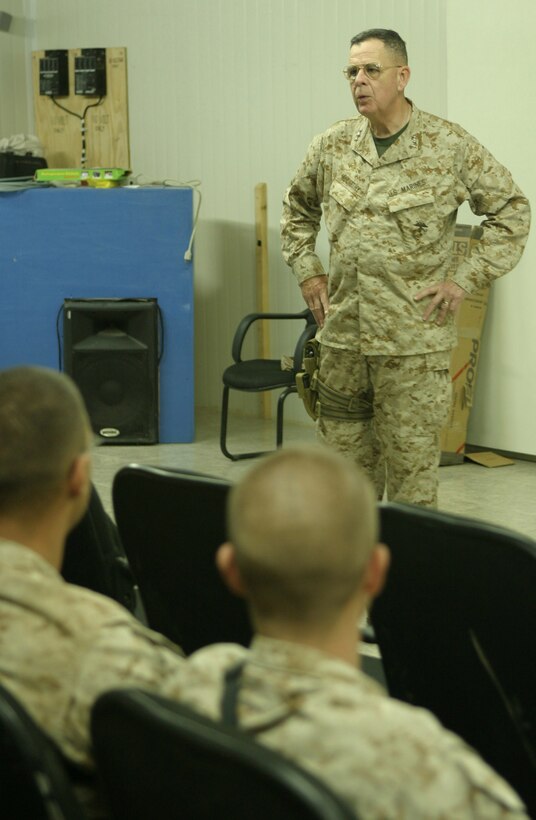Lieutenant Gen. Dennis M. McCarthy, commander Marine Forces Reserve, meets with leaders from the combined 1st and 2d Marine Division's staffs, here. The purpose of his visit was to discuss Marine Reserve integration with the active component for Operation Iraqi Freedom 04-06.  McCarthy also took time discuss issues with both officer and enlisted reservists currently serving here in the Al Anbar Province or Iraq. U.S. Marine Corps photo by Sgt. Stephen D'Alessio (RELEASED)