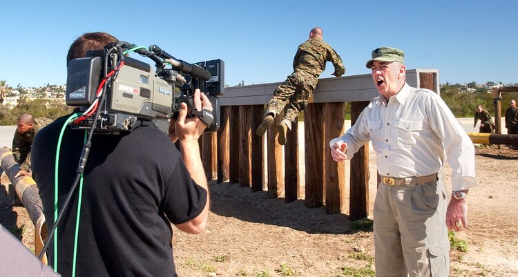 mail call r.lee ermey