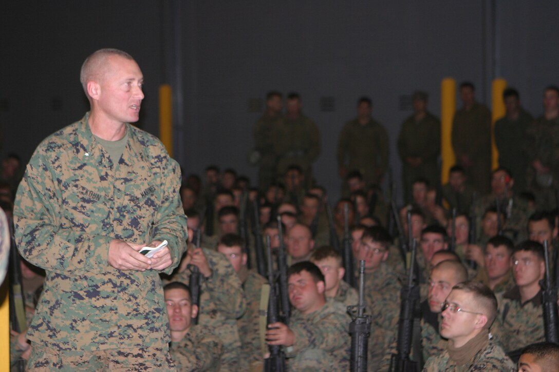 MARINE CORPS BASE CAMP LEJEUNE, N.C. (Dec. 12, 2005)- Lt. Col. Michael L. Kuhn, commanding officer of 2nd Assault Amphibian Battalion, 2nd Marine Division speaks to his Marines after a five day training exercise. (Official U.S. Marine Corps photo by Lance Cpl. Lucian Friel (RELEASED)