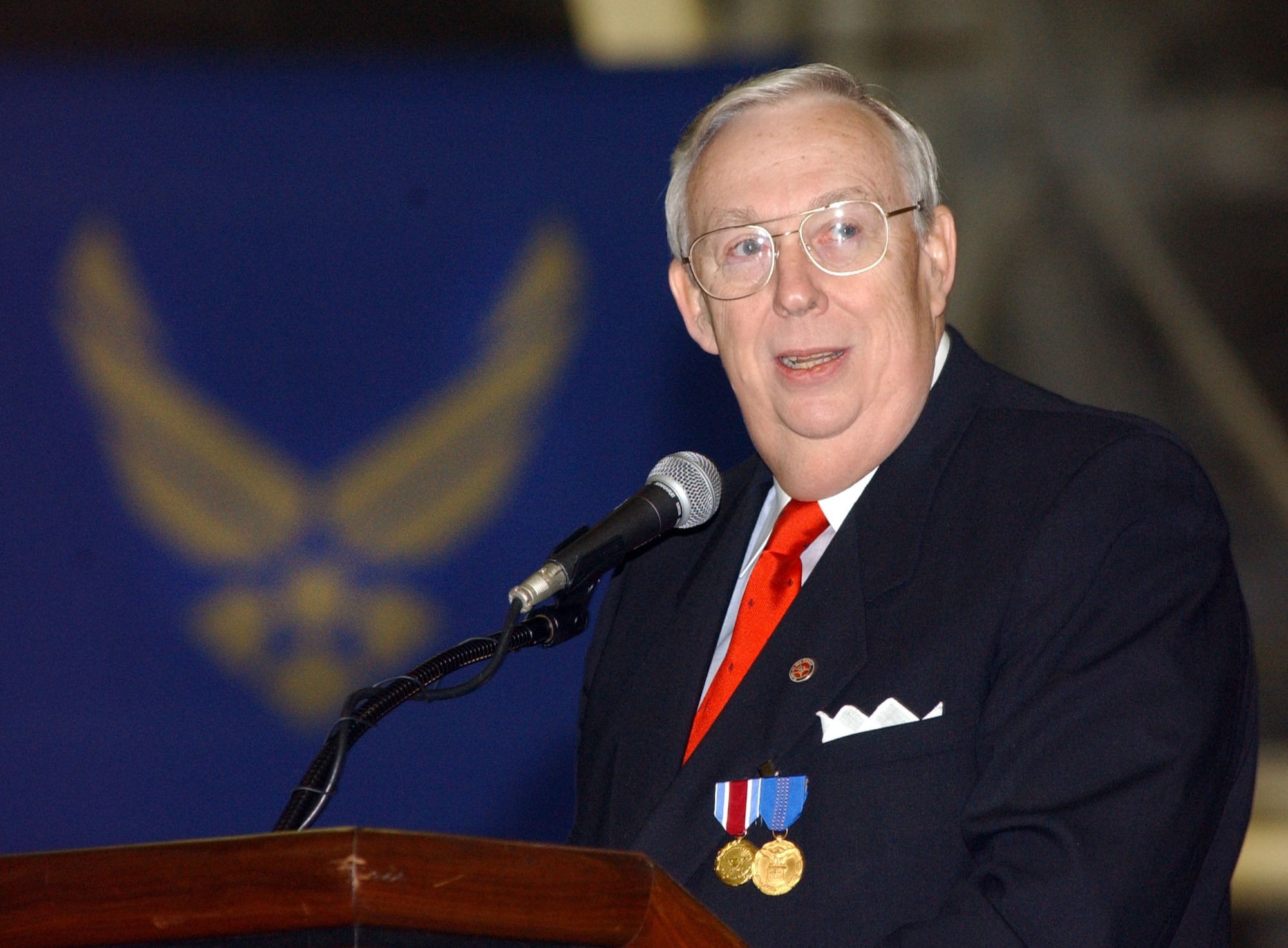 ANDREWS AIR FORCE BASE, Md. -- Air Force Secretary Dr. James G. Roche speaks during his retirement ceremony here Jan. 18.  (U.S. Air Force photo by Staff Sgt. Amber K. Whittington)