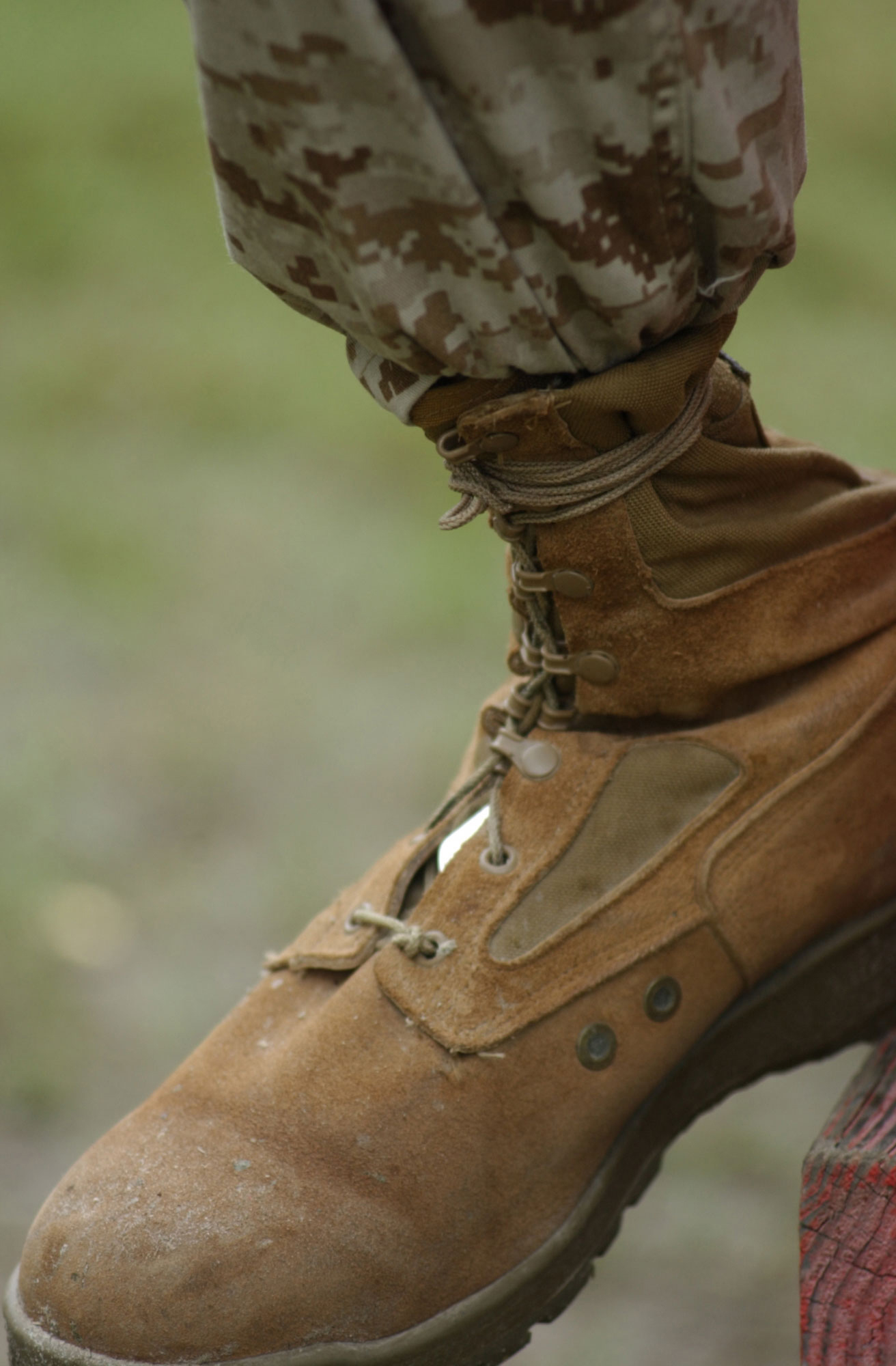 Standing on his own 2 feet … with the help of a few Marines > Marine ...