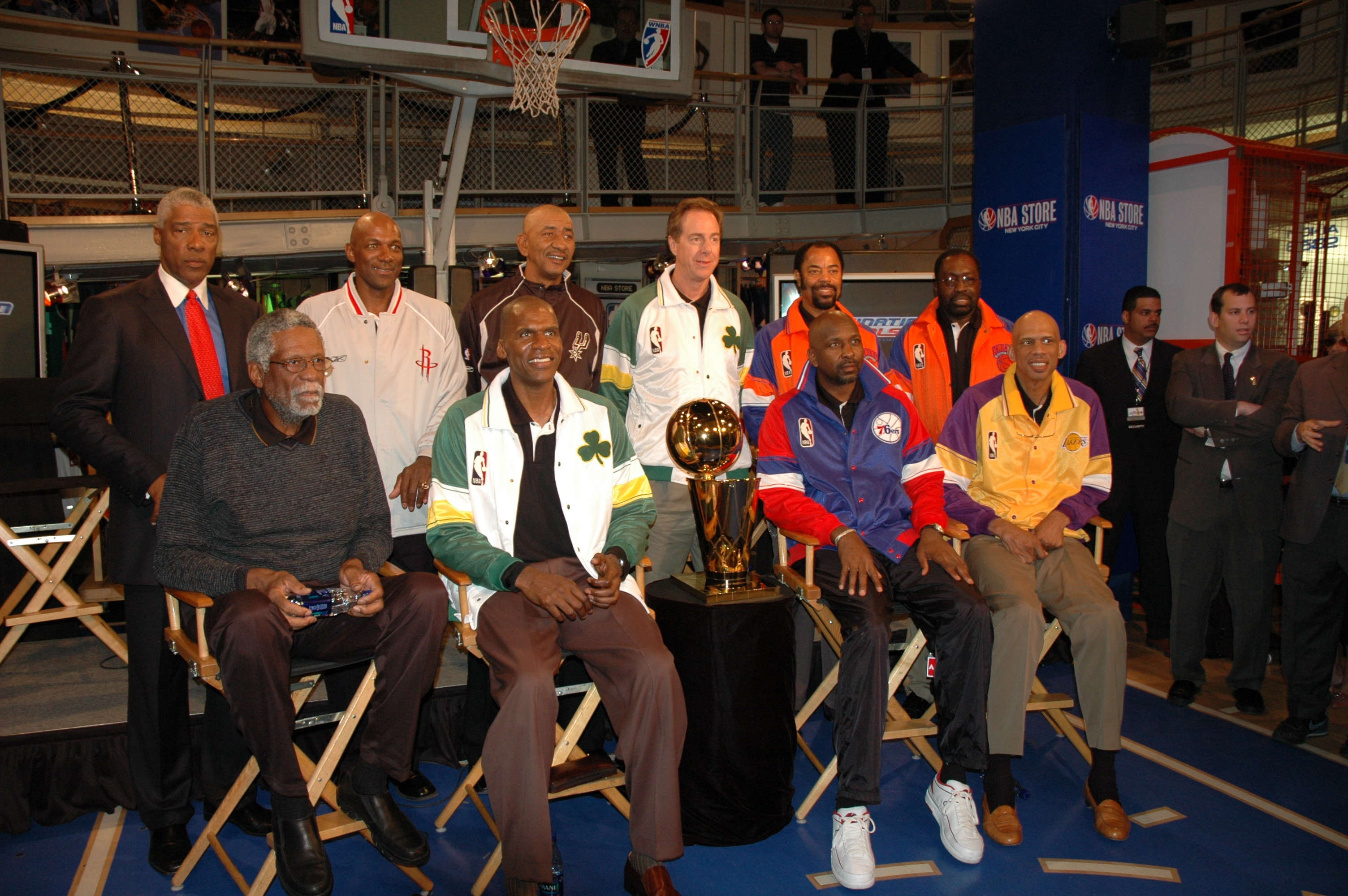 Nba Legends Meet Greet Service Members Fans Deputy Commandant Information News Article Display Nba Legends Meet Greet Service Members Fans Deputy Commandant Information News Article Display