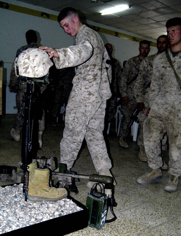 050409-m-5112r-005.jpg
