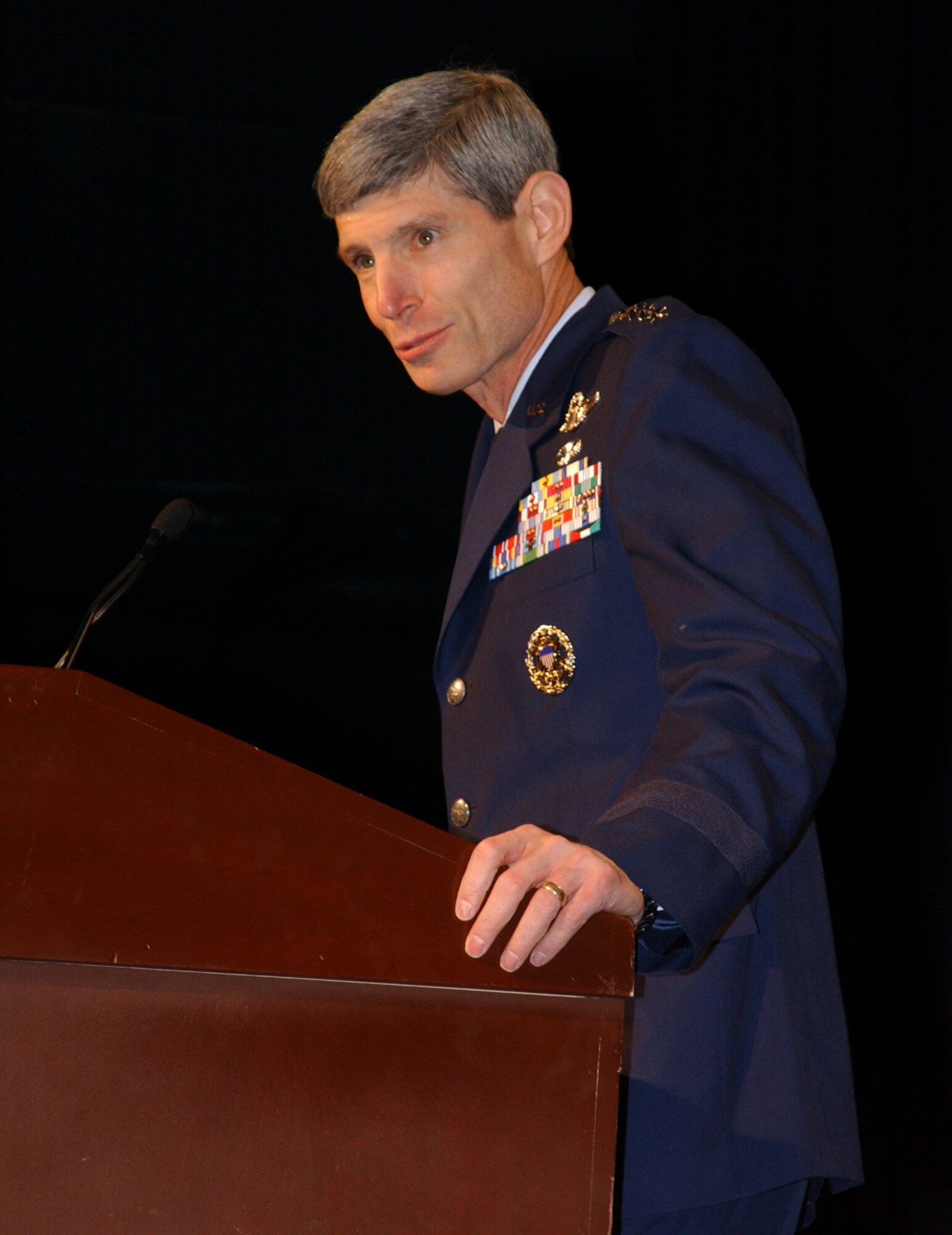 NASHVILLE, Tenn. (AMCNS) -- Gen. Norton Schwartz, commander of U.S. Transportation Command, addresses the audience during the 37th Annual Airlift/Tanker Association Conference here Oct. 28.
