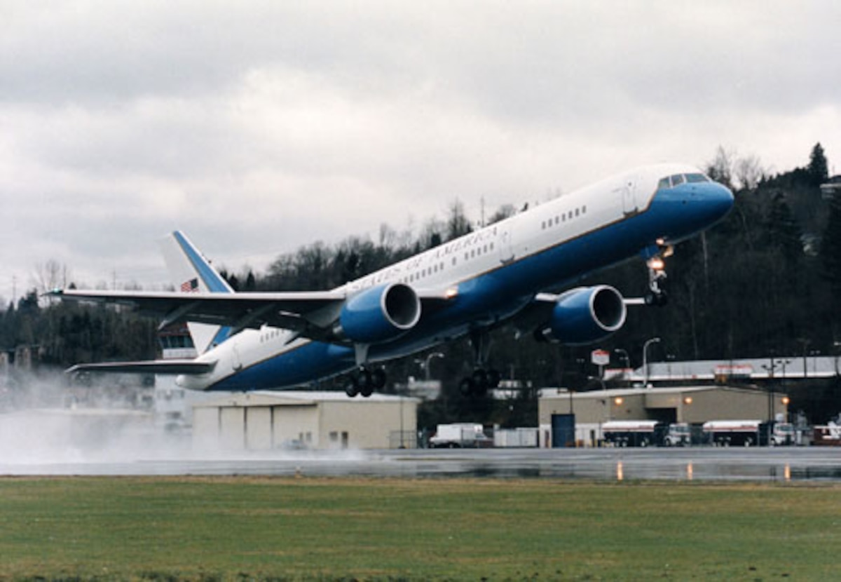 ANDREWS AIR FORCE BASE, Md. -- A C-32, a specially configured version of the Boeing 757-200 commercial intercontinental airliner, takes off here. (U.S. Air Force photo)