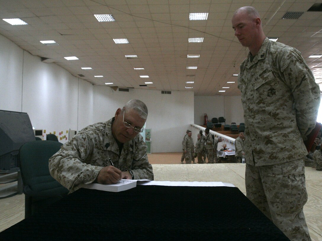 051125-M-0000A-000.jpg