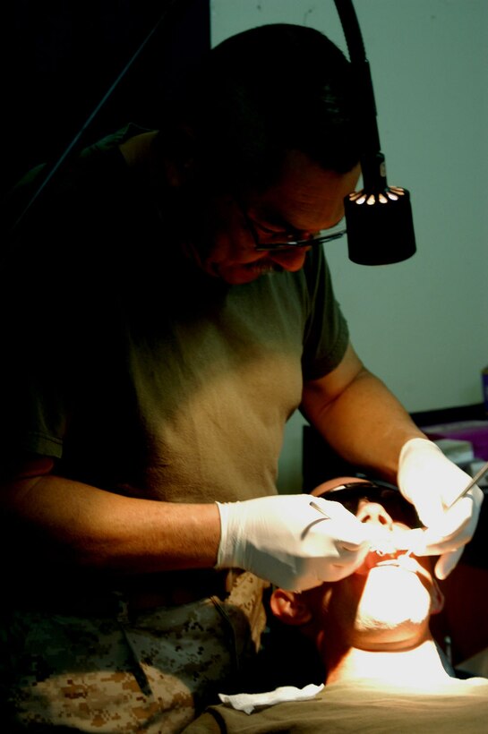 051130-M-0000A-008.jpg