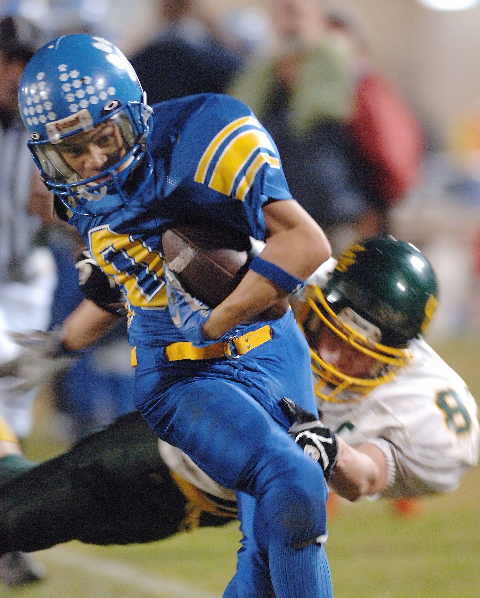 YOKOTA AIR BASE, Japan (AFPN) -- Running back Patrick Pamintuan of Yokota High School heads for the goal line during a game with the team from Edgren High School at Misawa Air Base, Japan. The Panthers won their "homecoming" game handily, 52-0. (U.S. Air Force photo by Master Sgt. Val Gempis)