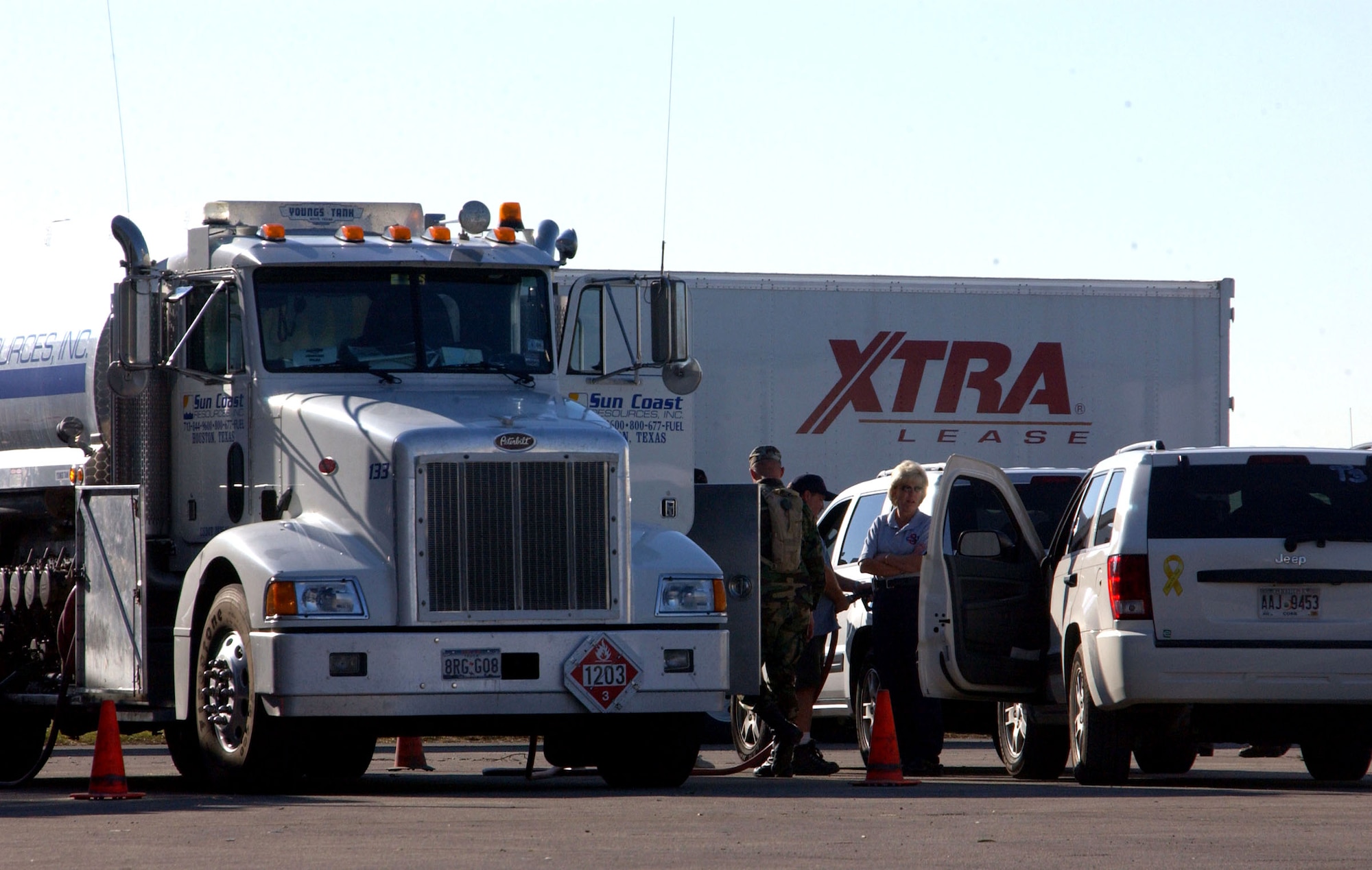 HOMESTEAD AIR RESERVE BASE, Fla. (AFPN) -- Refueling specialists from the 482d Fighter Wing have refueled more than 200 tractor trailers engaged in Federal Emergency Management Agency Hurricane Wilma relief operations. Their operation began Oct. 20. U.S. Air Force photo by Lisa M. Macias) 